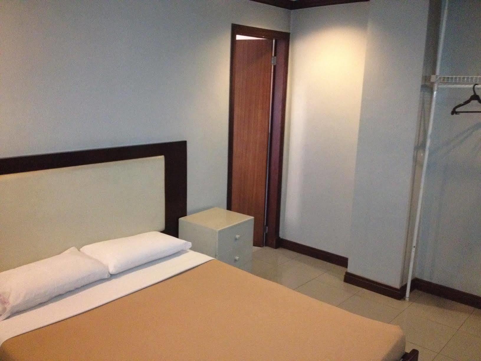 Prince Plaza Hotel Baguio City Exteriör bild